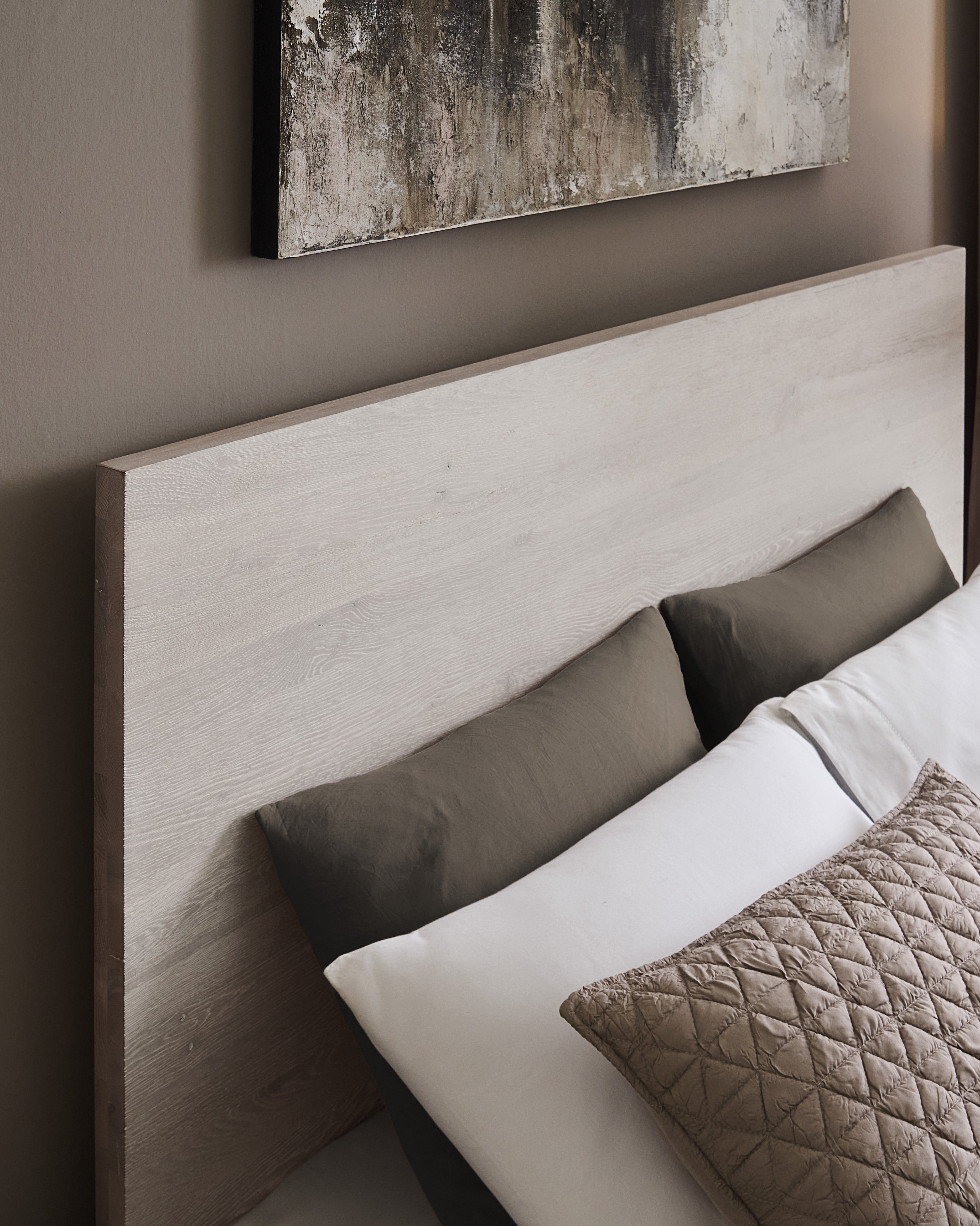 Artisan & Post Joinery Plank Bed