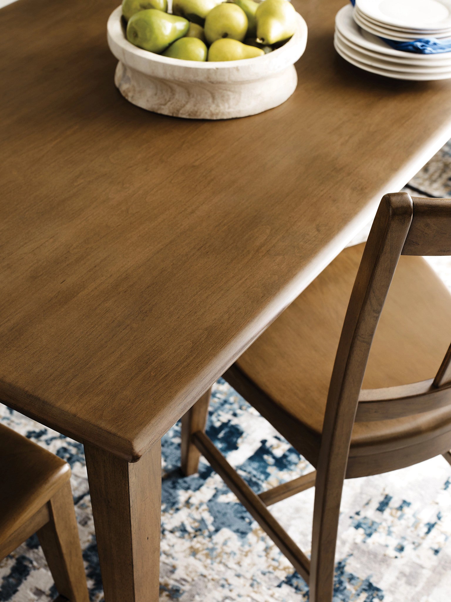 Kincaid Furniture Kafe 60" Rectangular Leg Table in Latte