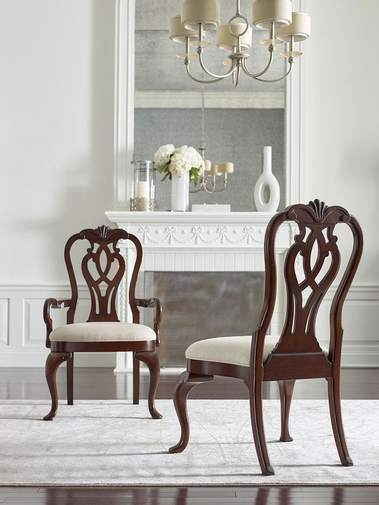 Kincaid Furniture Hadleigh Queen Anne Arm Chair in Classic Cherry