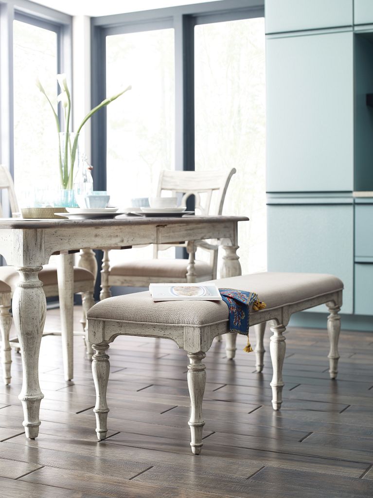 Kincaid Furniture Weatherford Belmont Dining Bench in Cornsilk