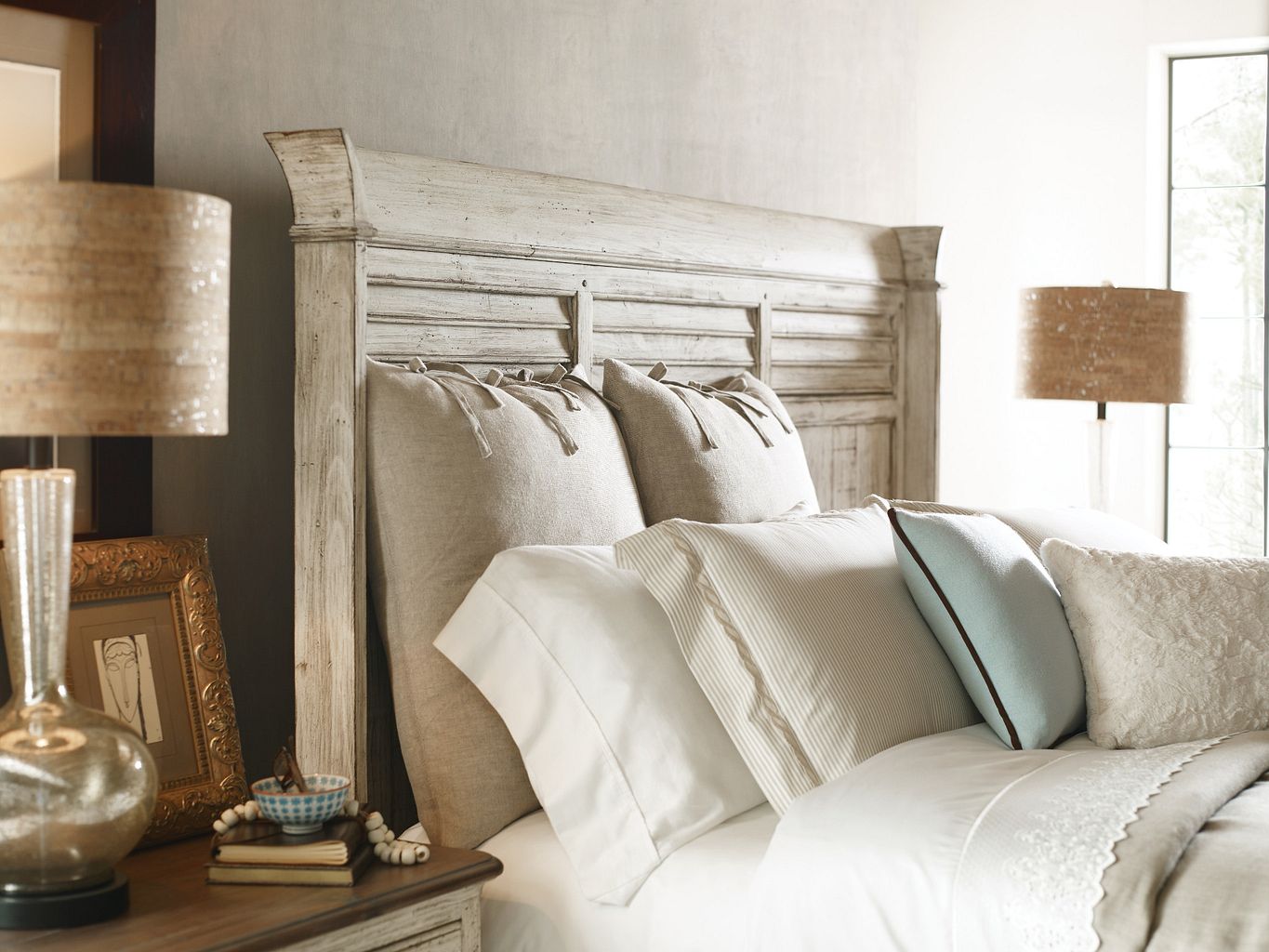 Kincaid Furniture Weatherford Shelter Bed in Cornsilk