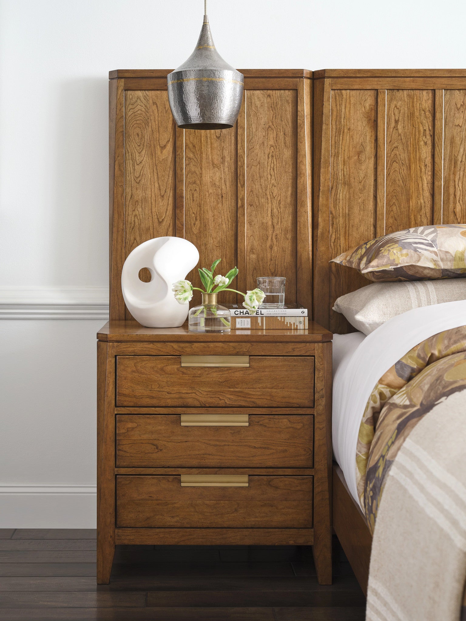 Kincaid Furniture Aspire Profile Nightstand in Aspire Cherry/Champagne