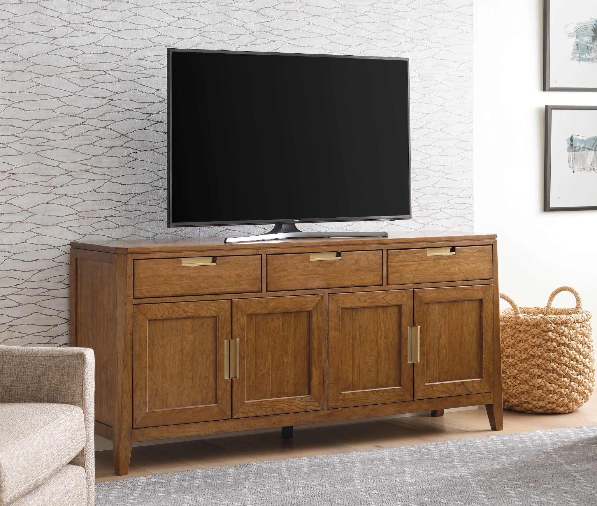 Kincaid Furniture Aspire Strata Entertainment Center in Aspire Cherry/Champagne