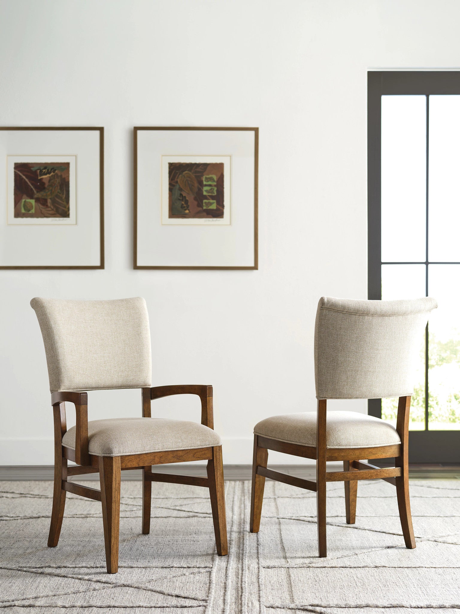 Kincaid Furniture Aspire Contour Upholstered Arm Chair in Aspire Cherry