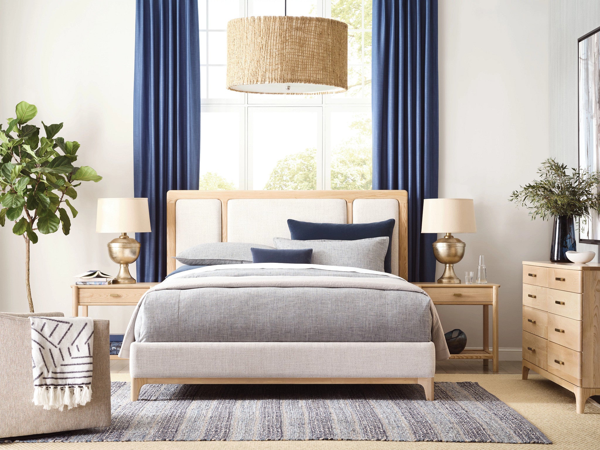 Kincaid Furniture Essence Kendall Upholstered Bed in Essence Ash