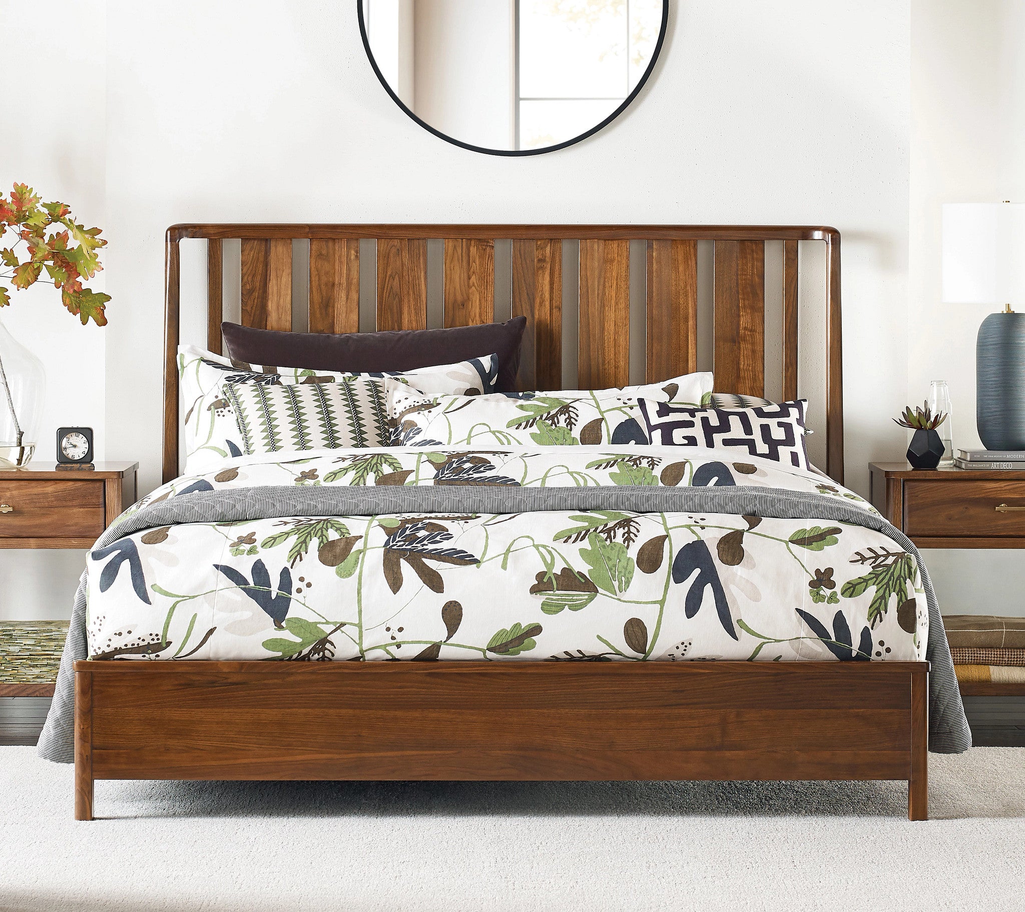 Kincaid Furniture Monogram Walnut Ashburn Slat Bed in Walnut