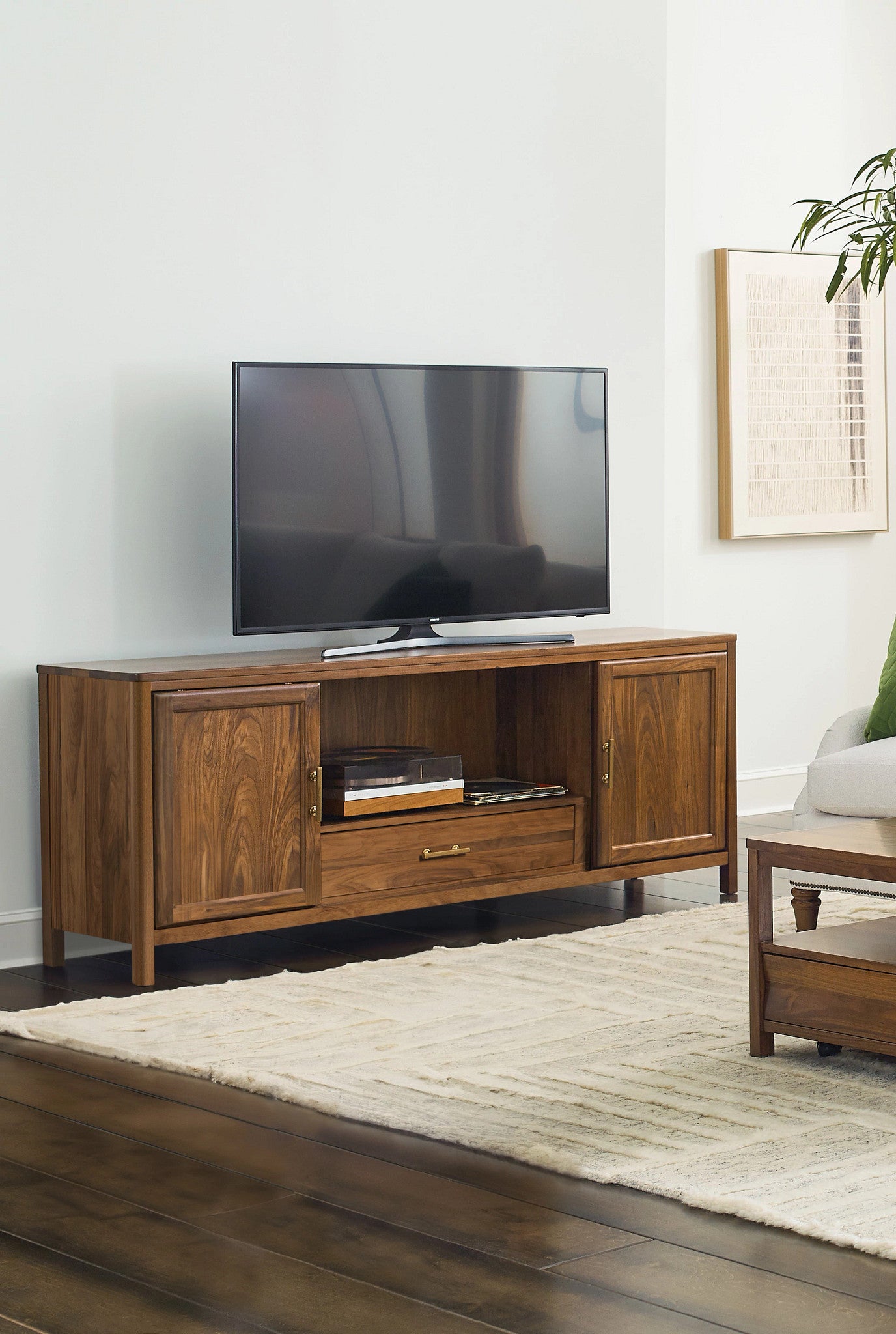 Kincaid Furniture Monogram Walnut Virtue Entertainment Console in Walnut