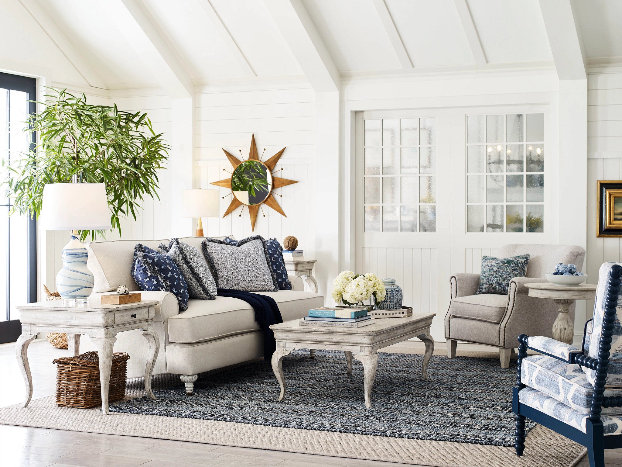 Kincaid Furniture Selwyn Kelsey Coffee Table in Cottage White