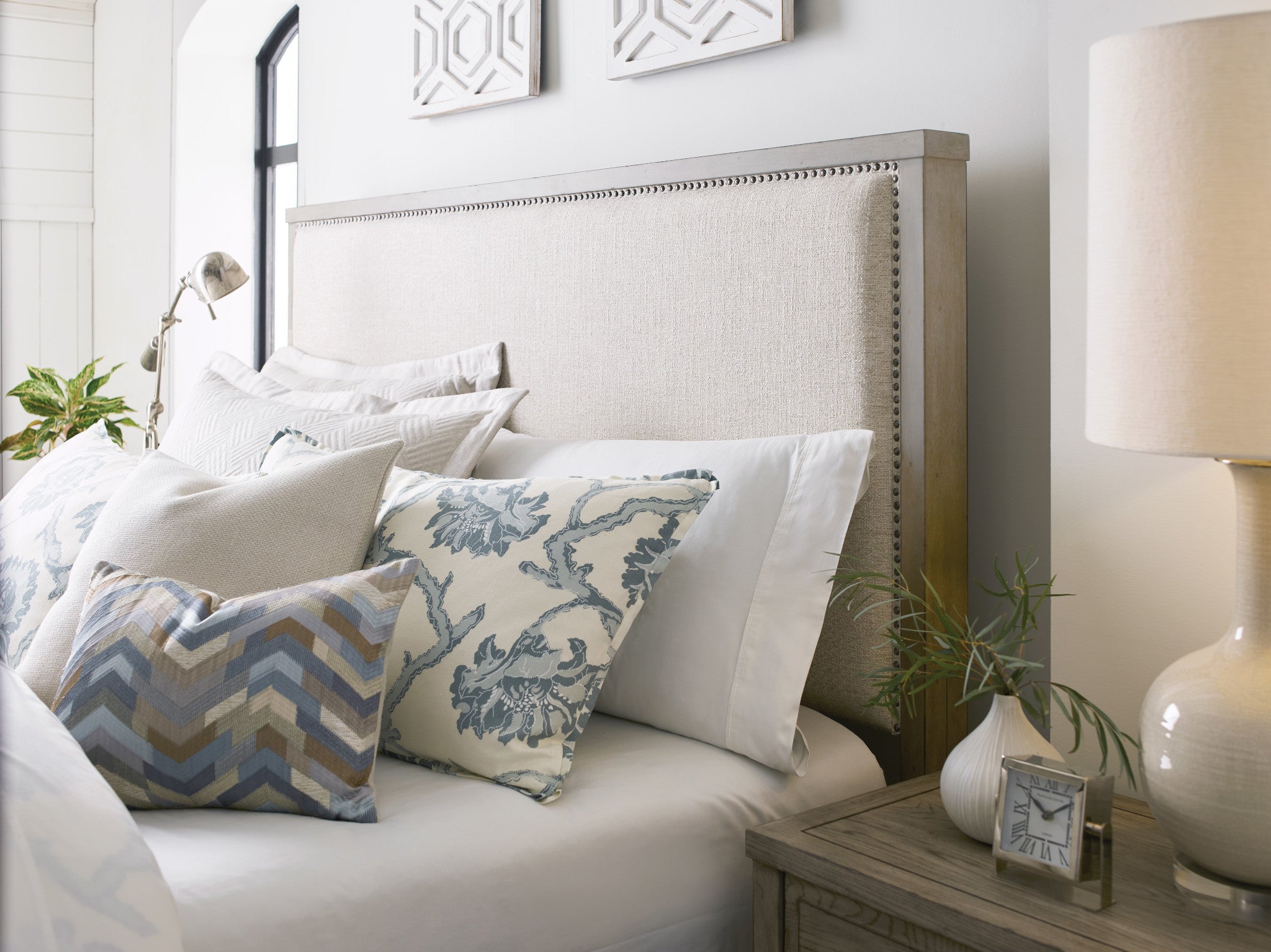 American Drew West Fork Jacksonville Cal King Bed in Aged Taupe