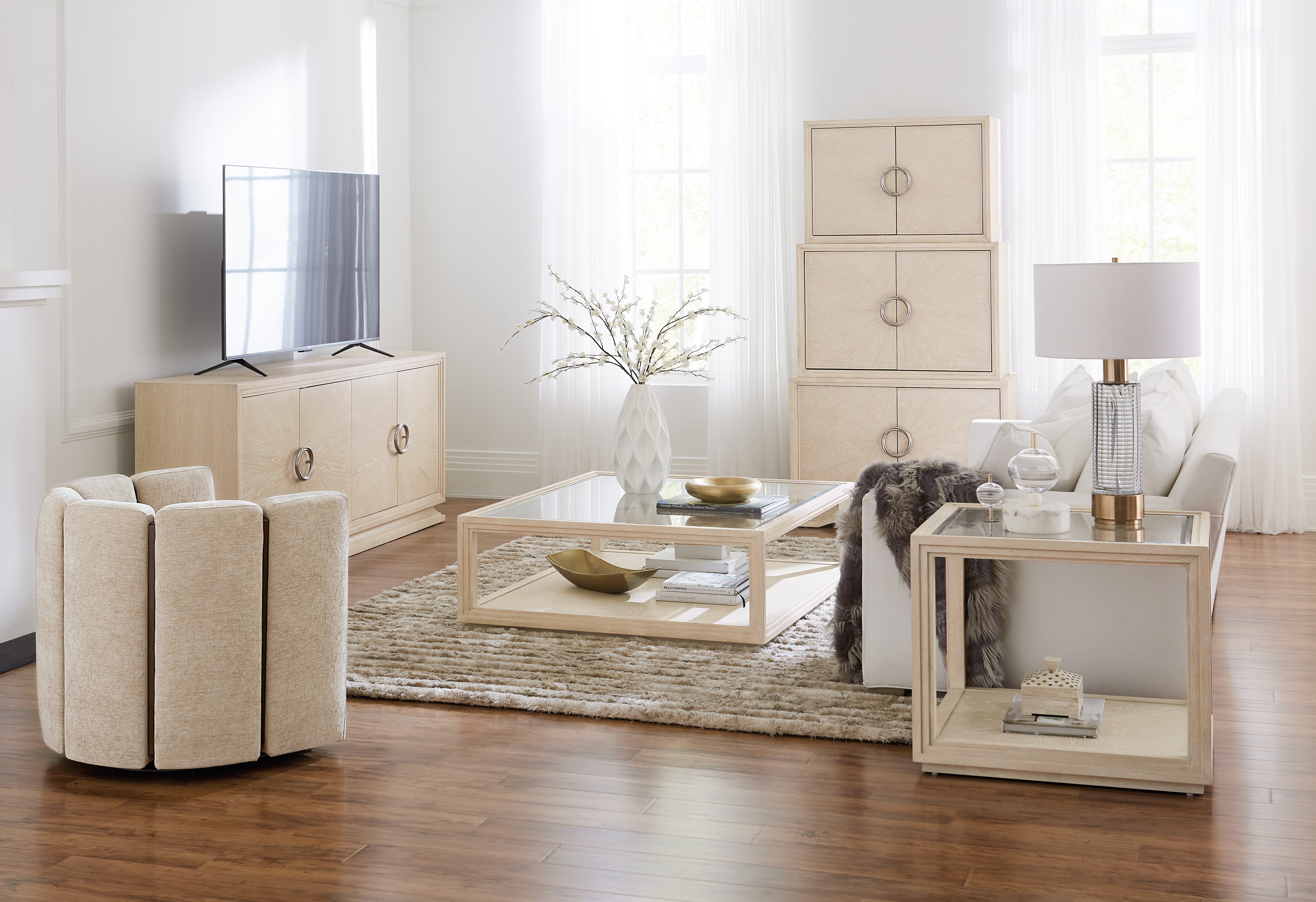 Hooker Furniture Nouveau Chic End Table in Light Wood