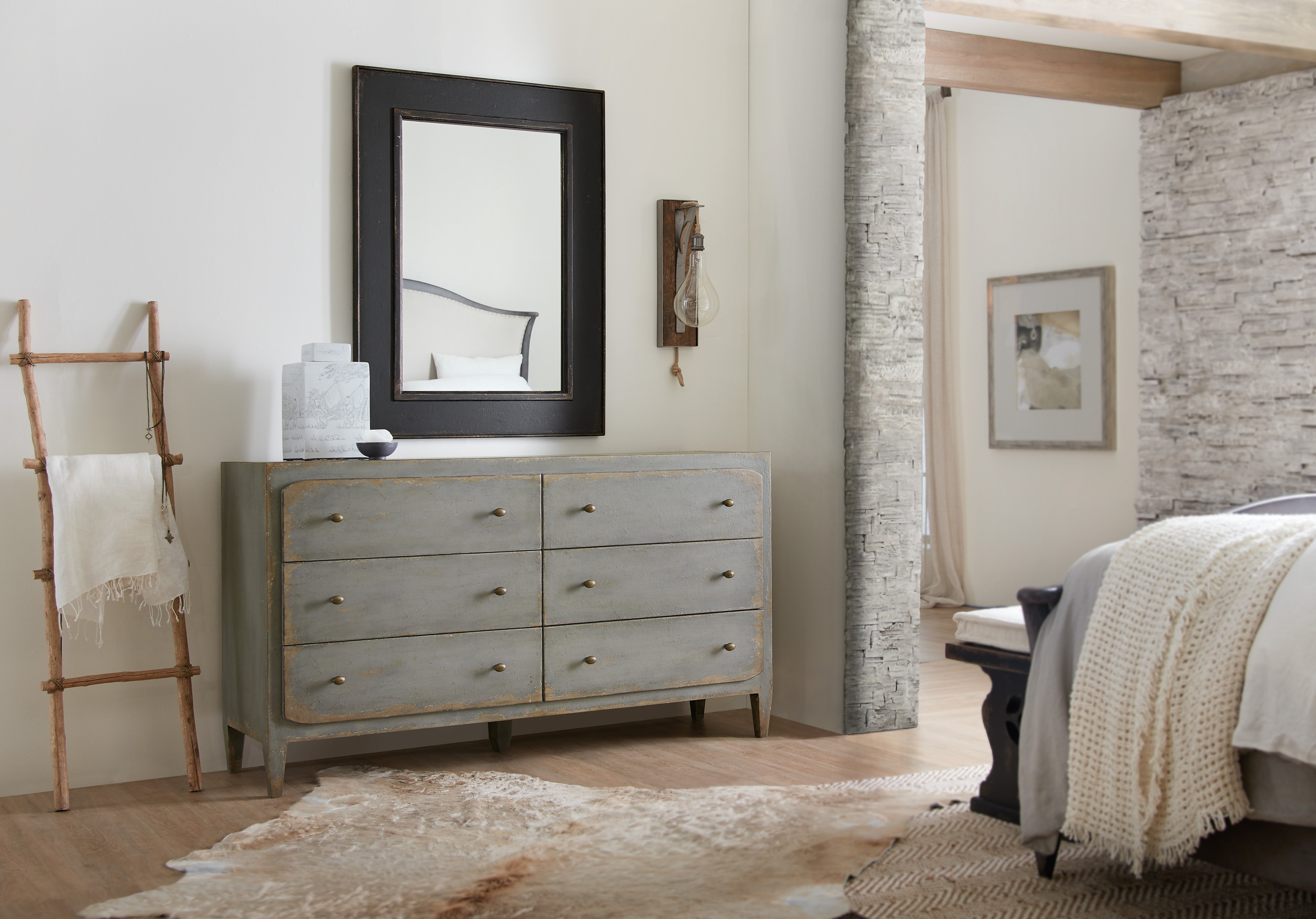 Hooker Furniture Ciao Bella Six-Drawer Dresser- Speckled Gray