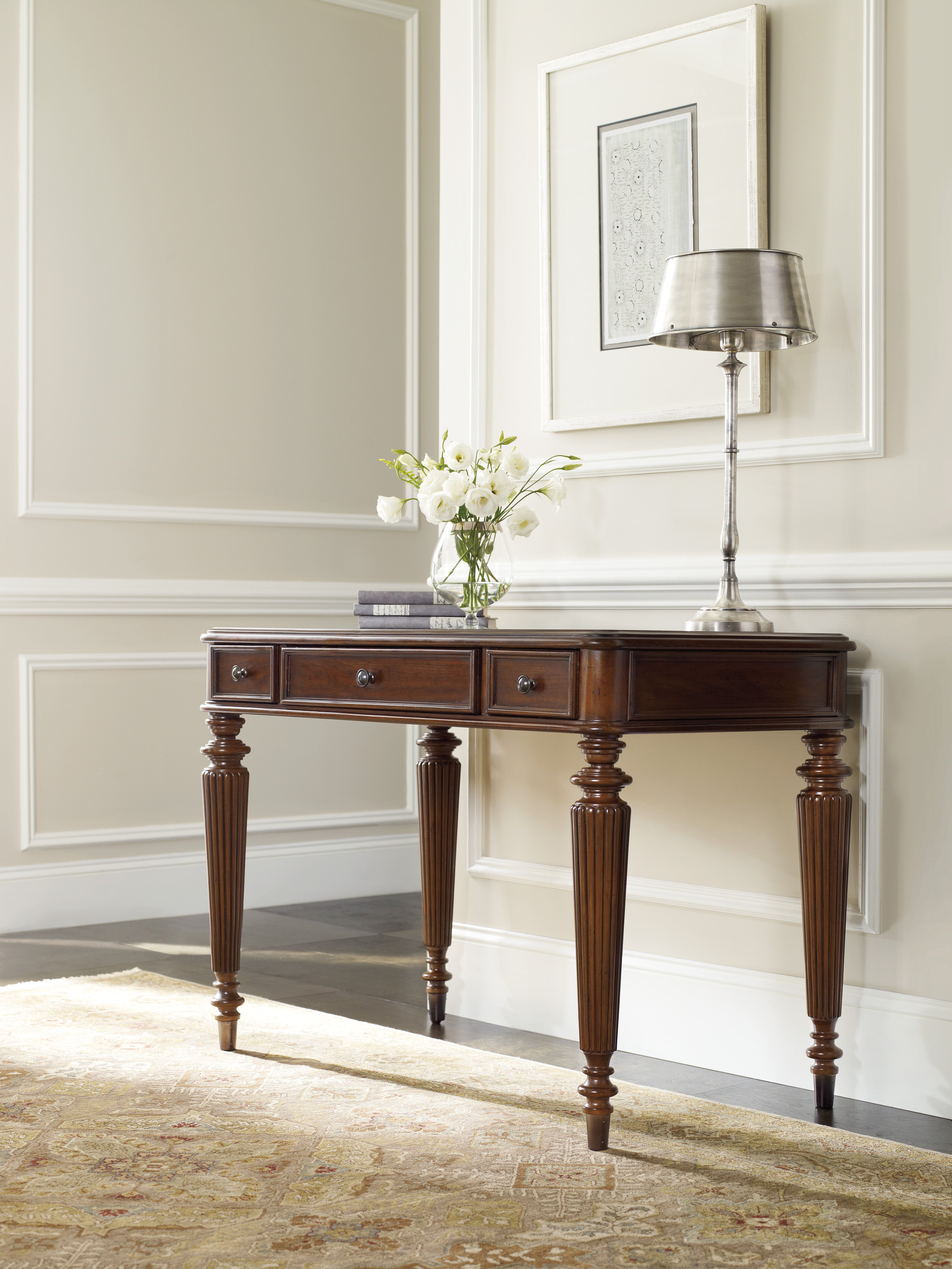 Hooker Furniture Heritage Writing Desk