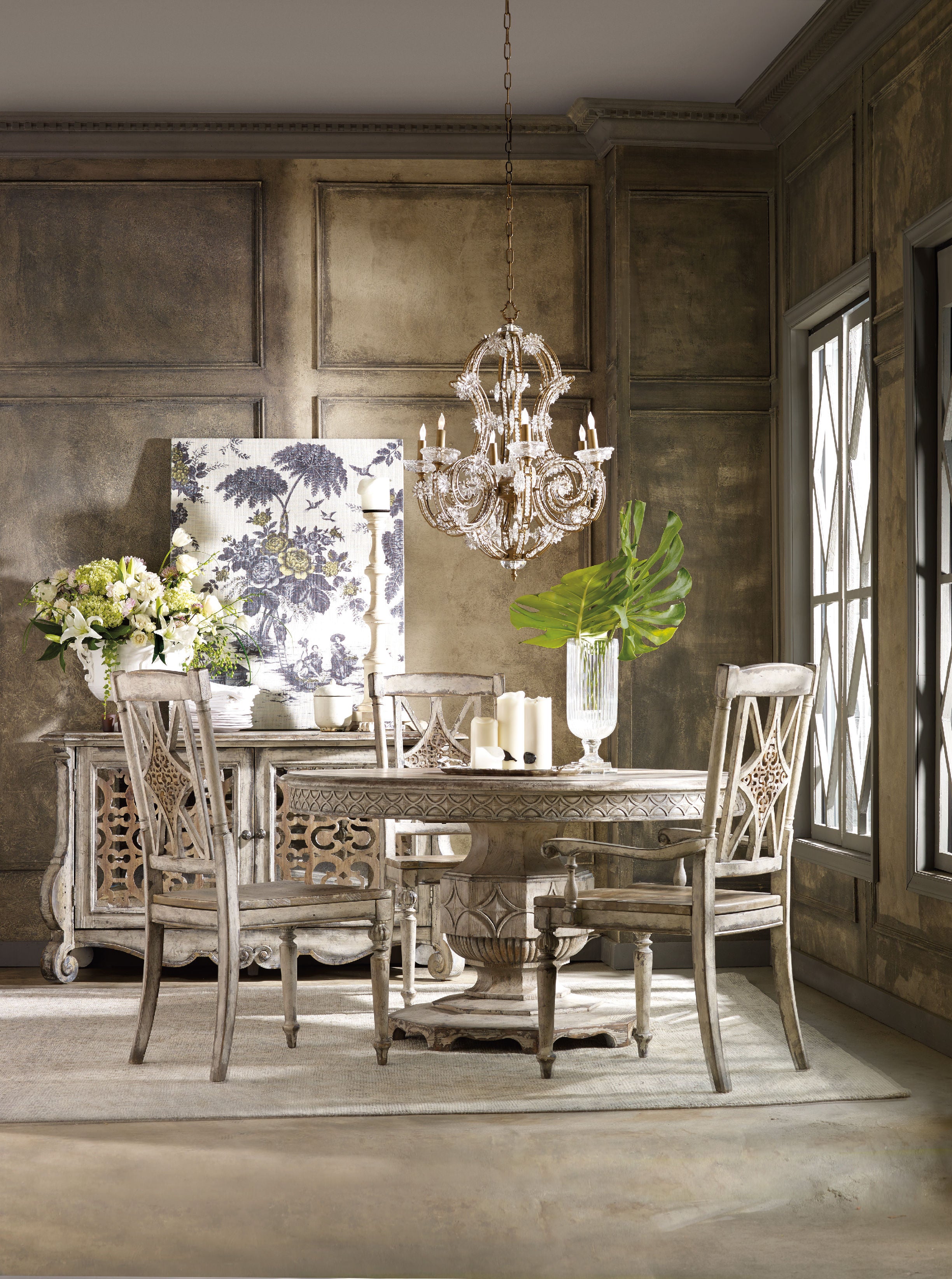 Hooker Furniture Chatelet Round Dining Table with One 20'' Leaf