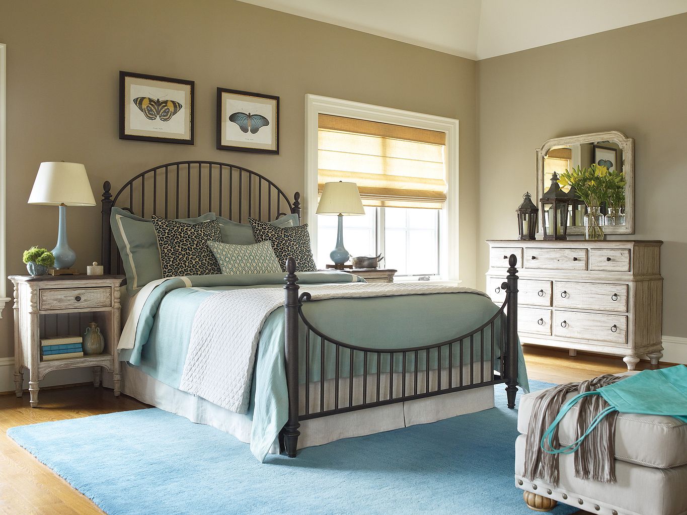Kincaid Furniture Weatherford Catlins Metal Bed in Black