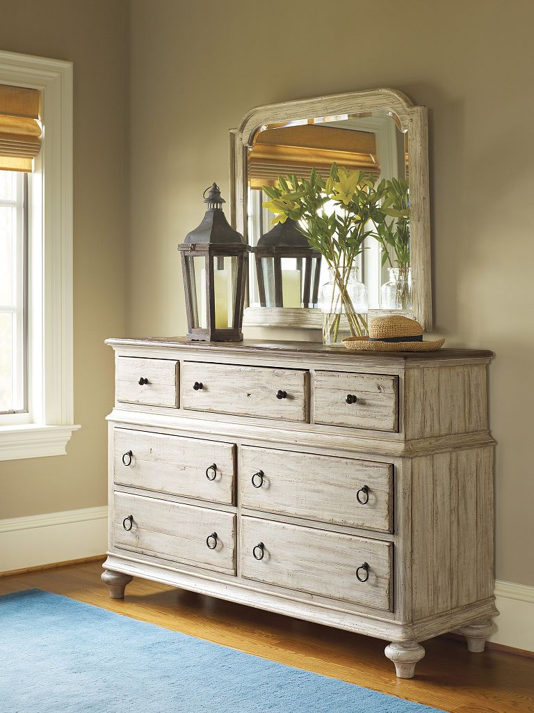 Kincaid Furniture Weatherford Wellington Drawer Dresser in Cornsilk