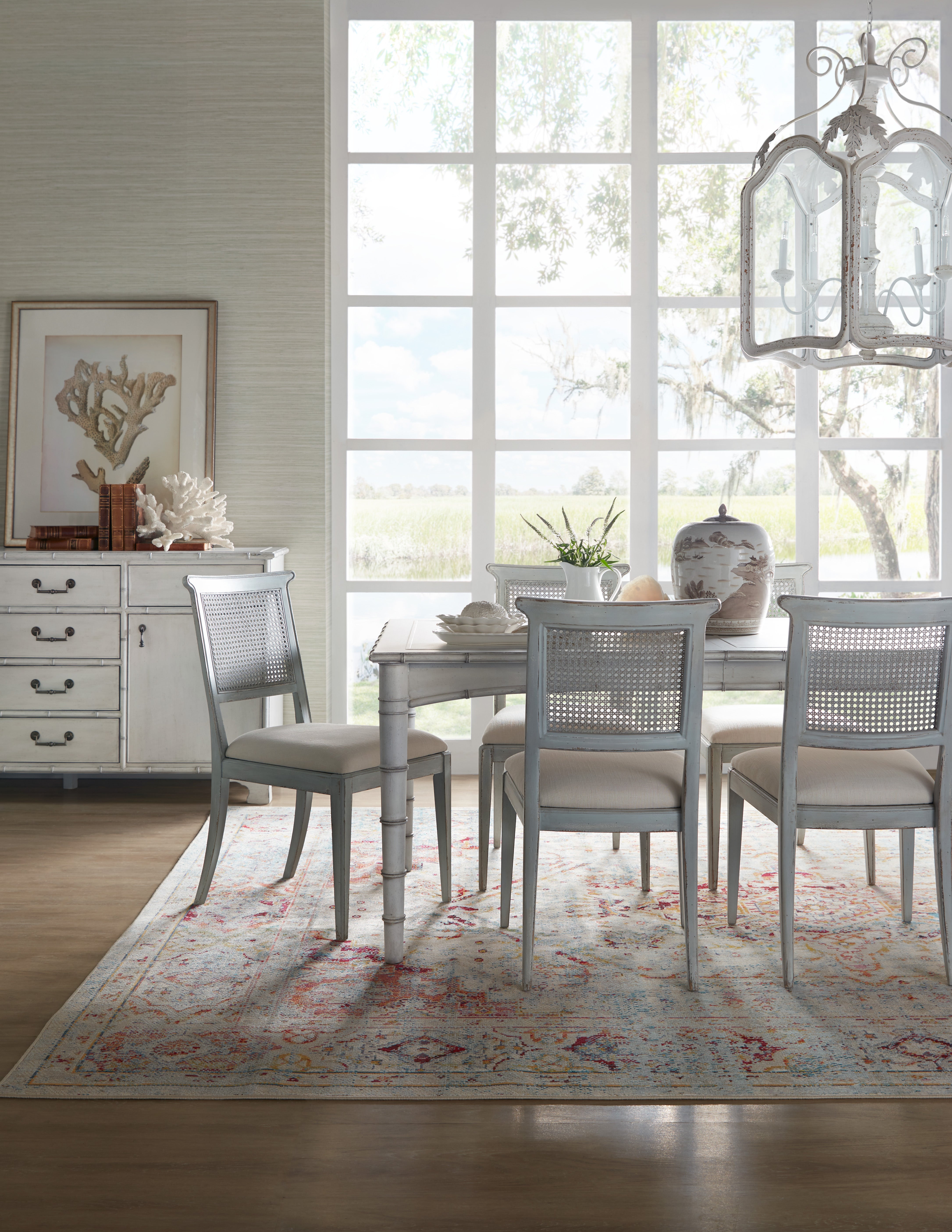 Hooker Furniture Charleston Rectangle Dining Table with 1-20in Leaf