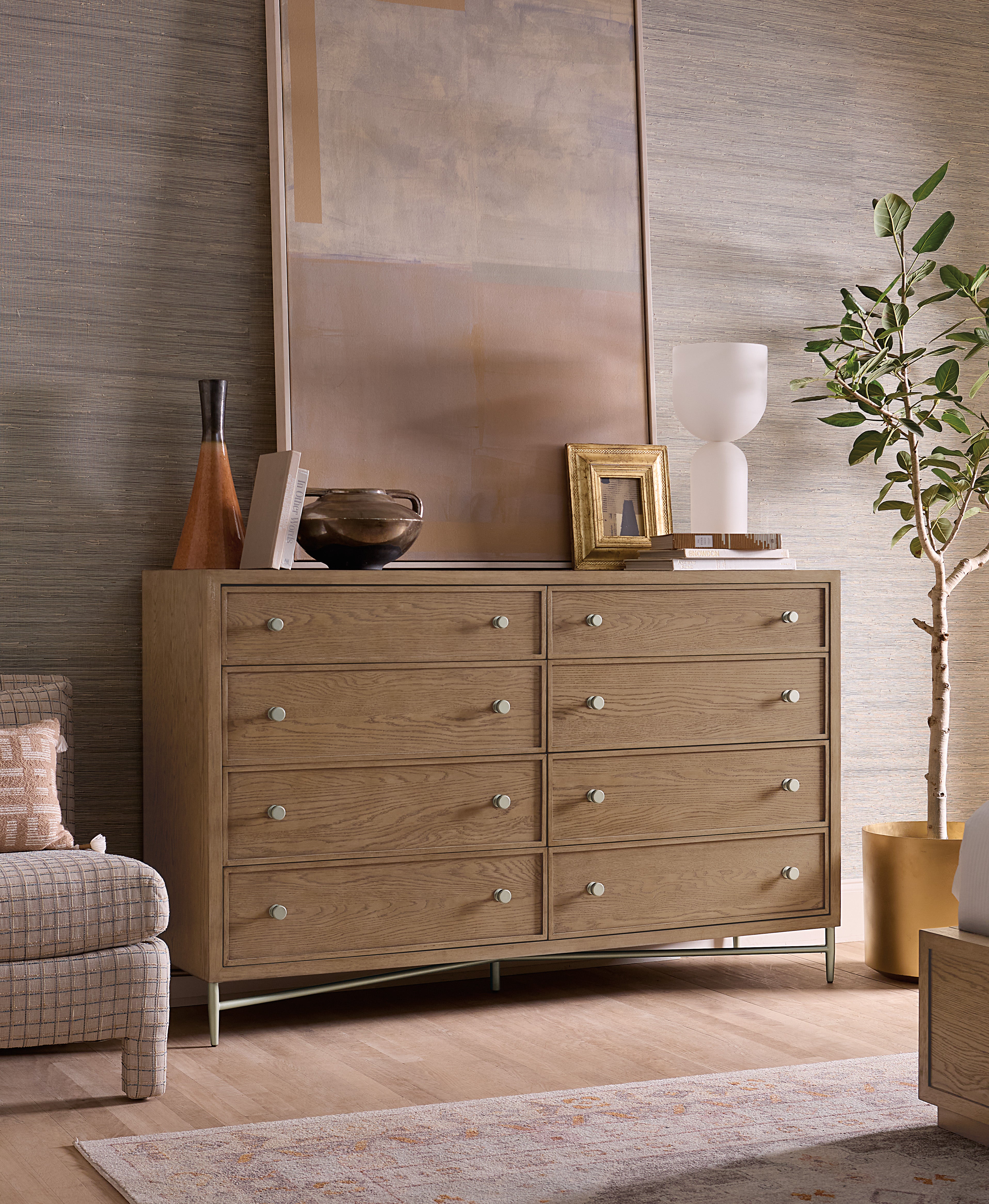 Hooker Furniture Sonnet Eight-Drawer Dresser