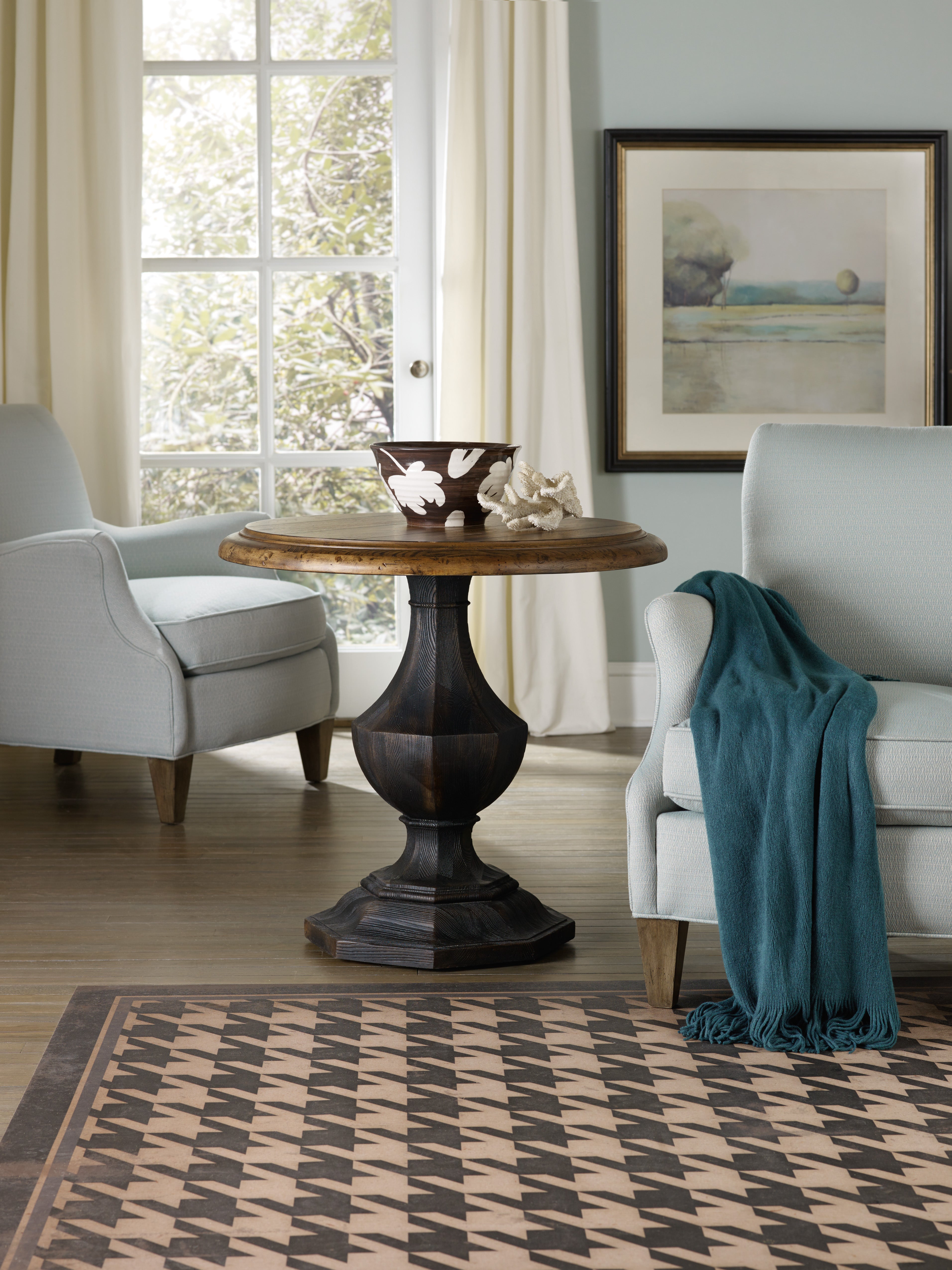 Hooker Furniture Sanctuary Round Accent Table in Blacks