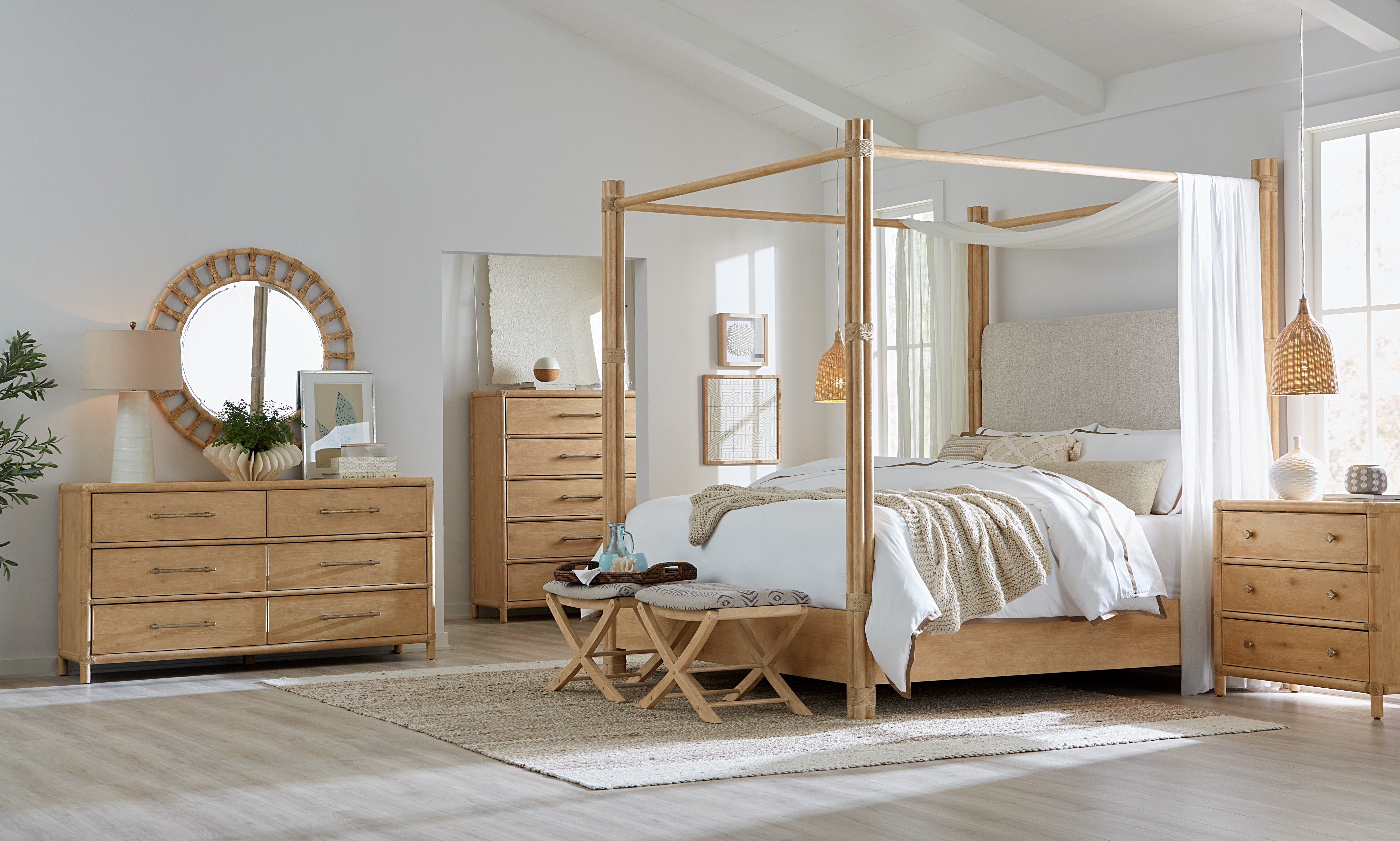 Hooker Furniture Retreat Pole Rattan Upholstered Poster Bed withCanopy