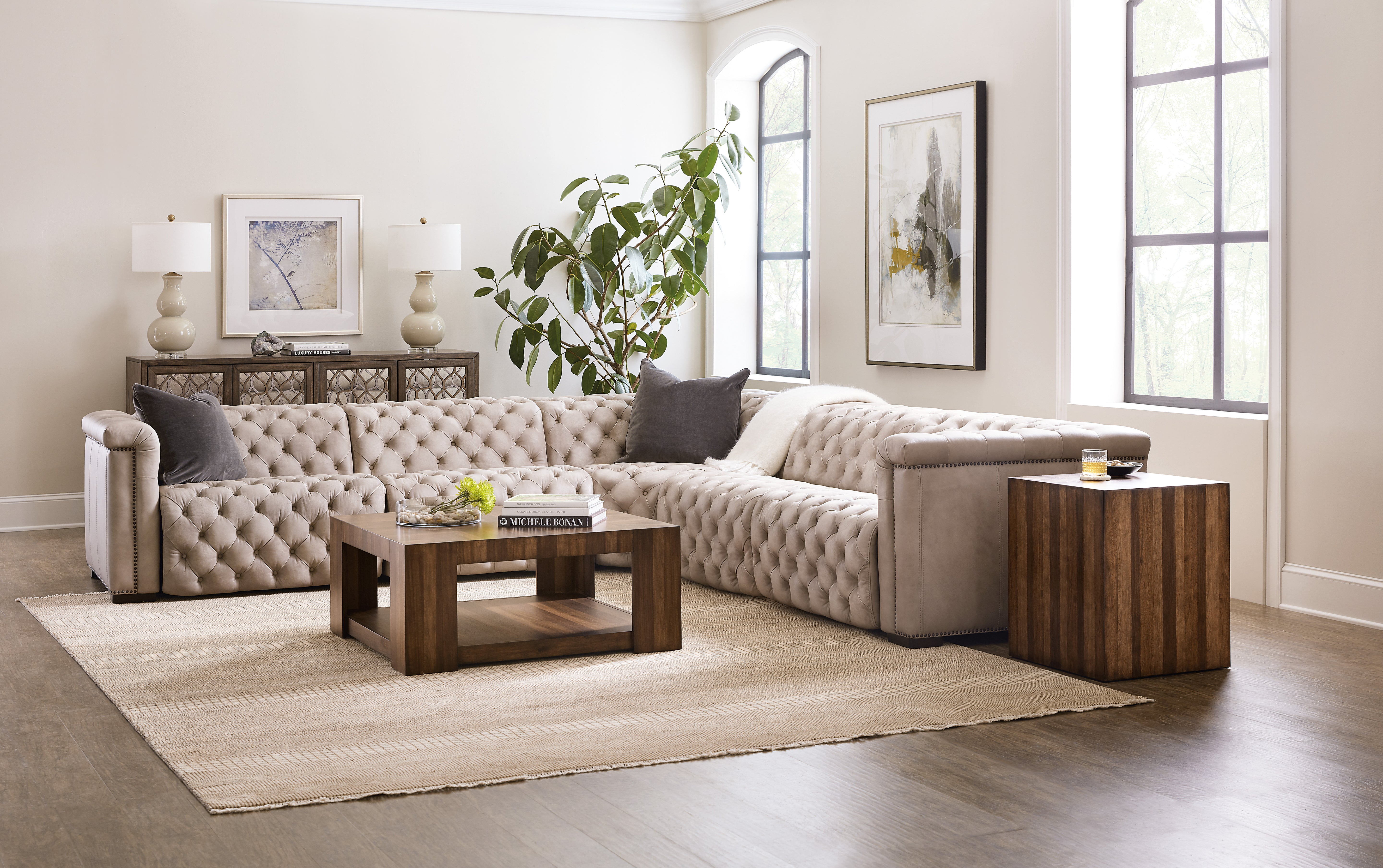 Hooker Furniture Savion Grandier 5-Piece Sectional with Power Recline & Power Headrest in Brown